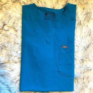 Figs Leon™ Two-Pocket Scrub Top